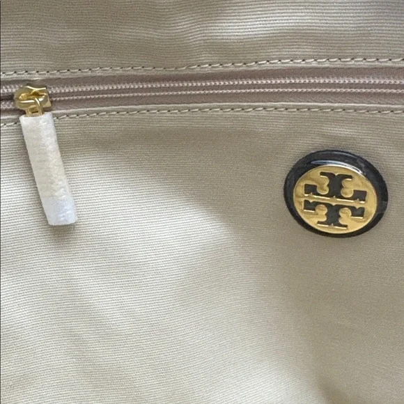 NWOT Tory Burch Ella Nylon Large Tote - Picture 10 of 14